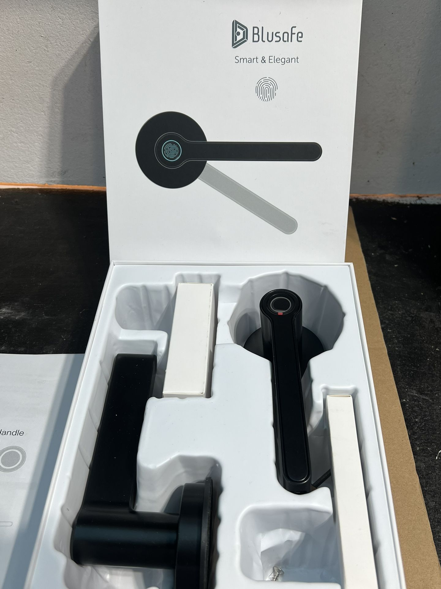 Blusafe Smart Handle Finger Print Lock Buy One And Get A Free Smart Fingerprint Pad Lock