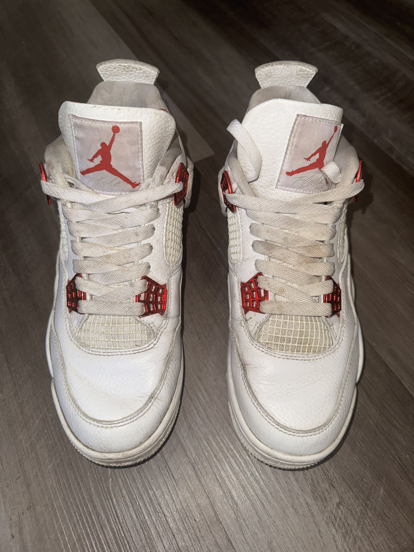 Air Jordan 4’s Retro Metallic Red