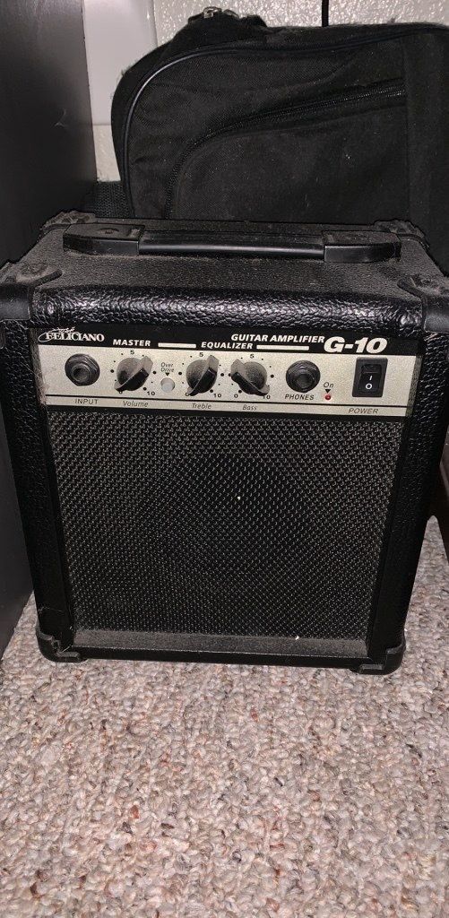 Guitar amp