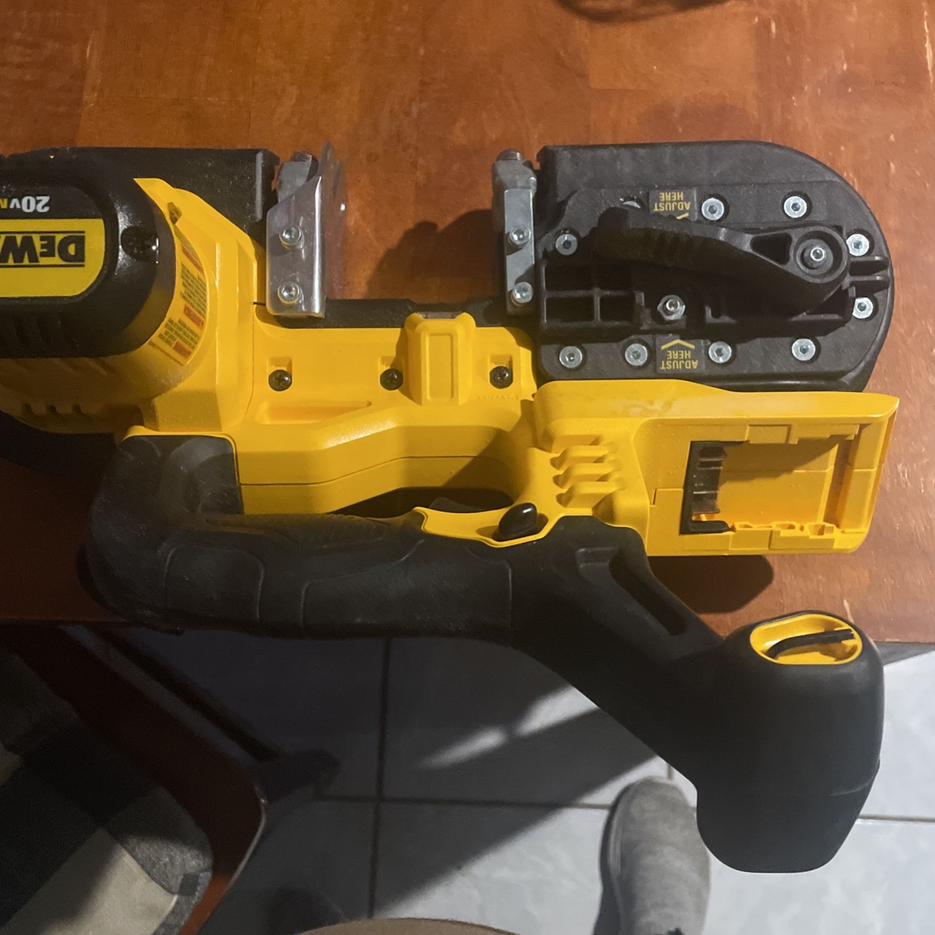 Band Saw Dewalt