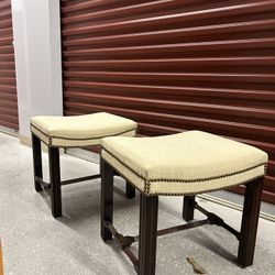 stools 