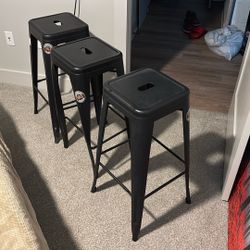 Bar Stools / Metal 