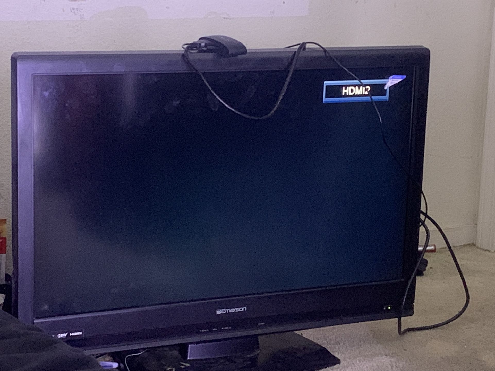 Emerson Tv Connect Roku Or Any Game