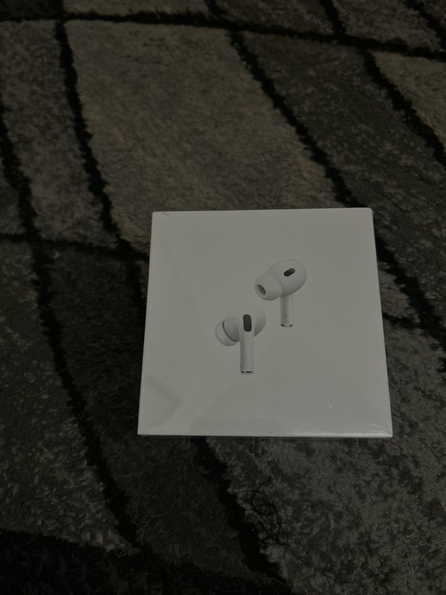 Apple AirPods Pro (2nd Generation) w/ MagSafe Wireless Charging Case NEW SEALED