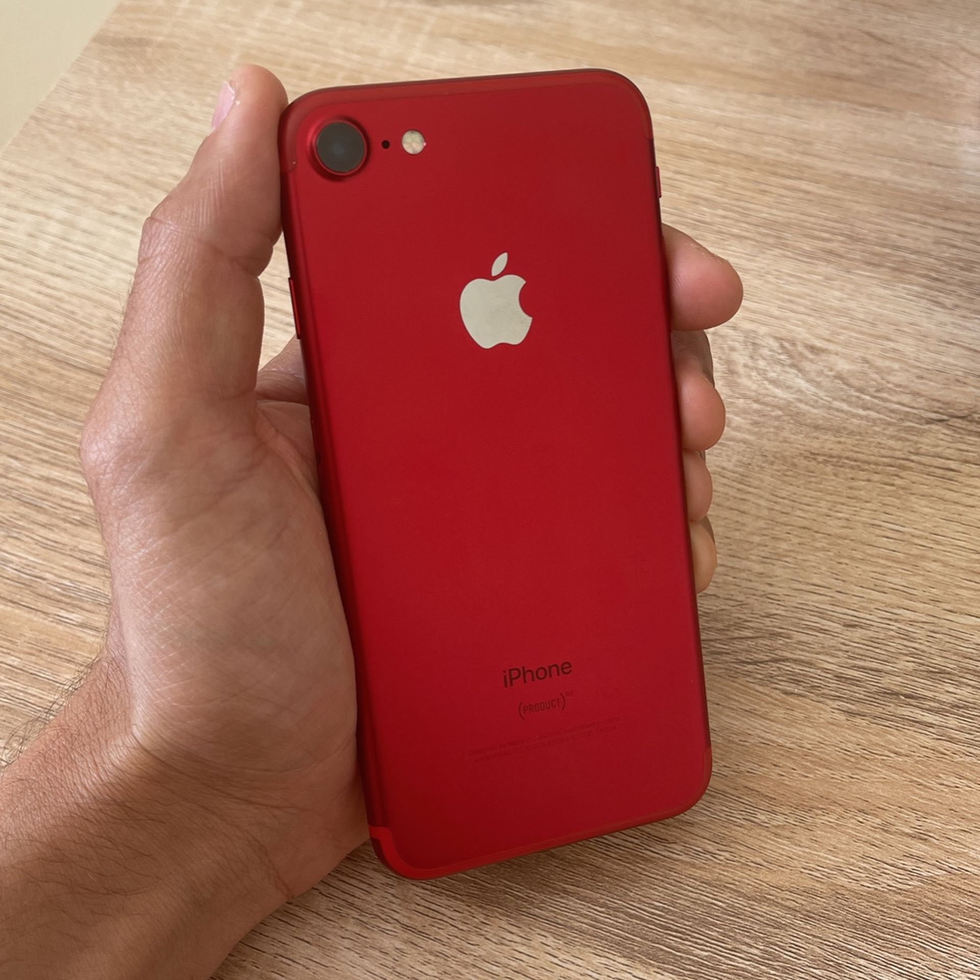 iPhone 7 128g Red