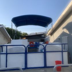 Pontoon Boat 