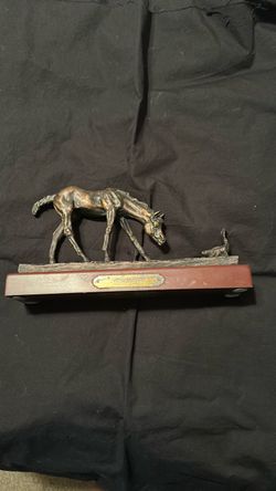 Montana lifestyle sculpture