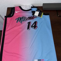 Tyler Herro Miami heat jersey 