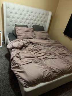 Queen Bed