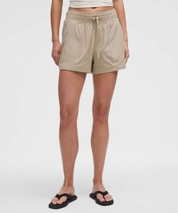 New with tag Lululemon Dance Studio High-Rise Short 3.5" Sheer Oak size 2