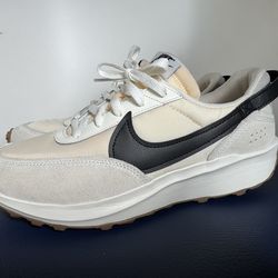 Nike Air Waffle Debut