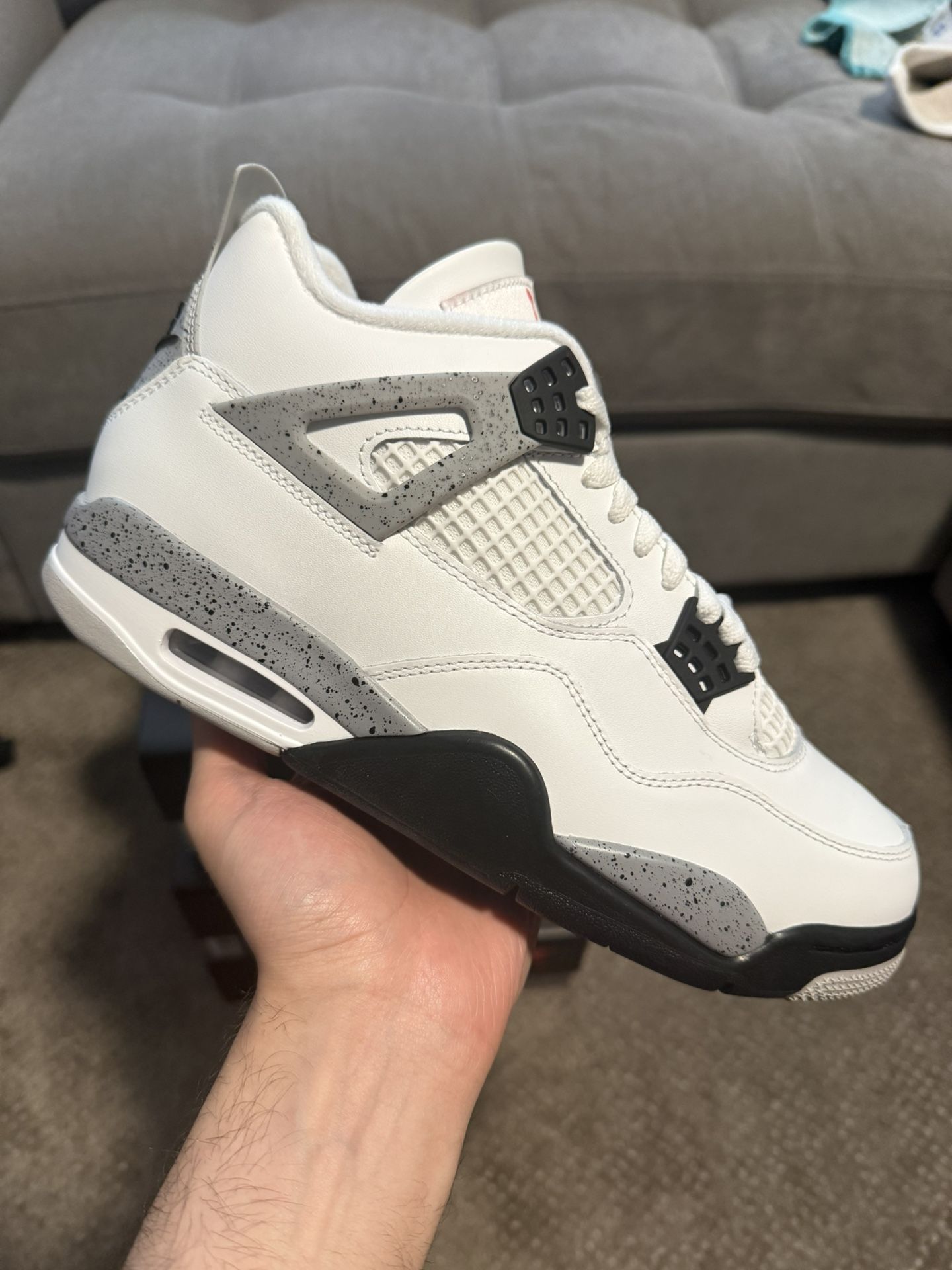 Jordan 4 White Cement