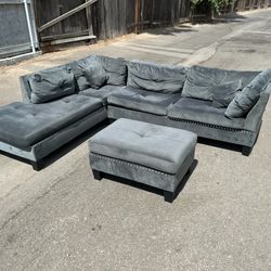 Ashley Furniture Grey 2 piece Sectional