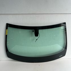 (2295) 18-21 Chevy Chevrolet Traverse Front Windshield wind shield 2018 2019 2020