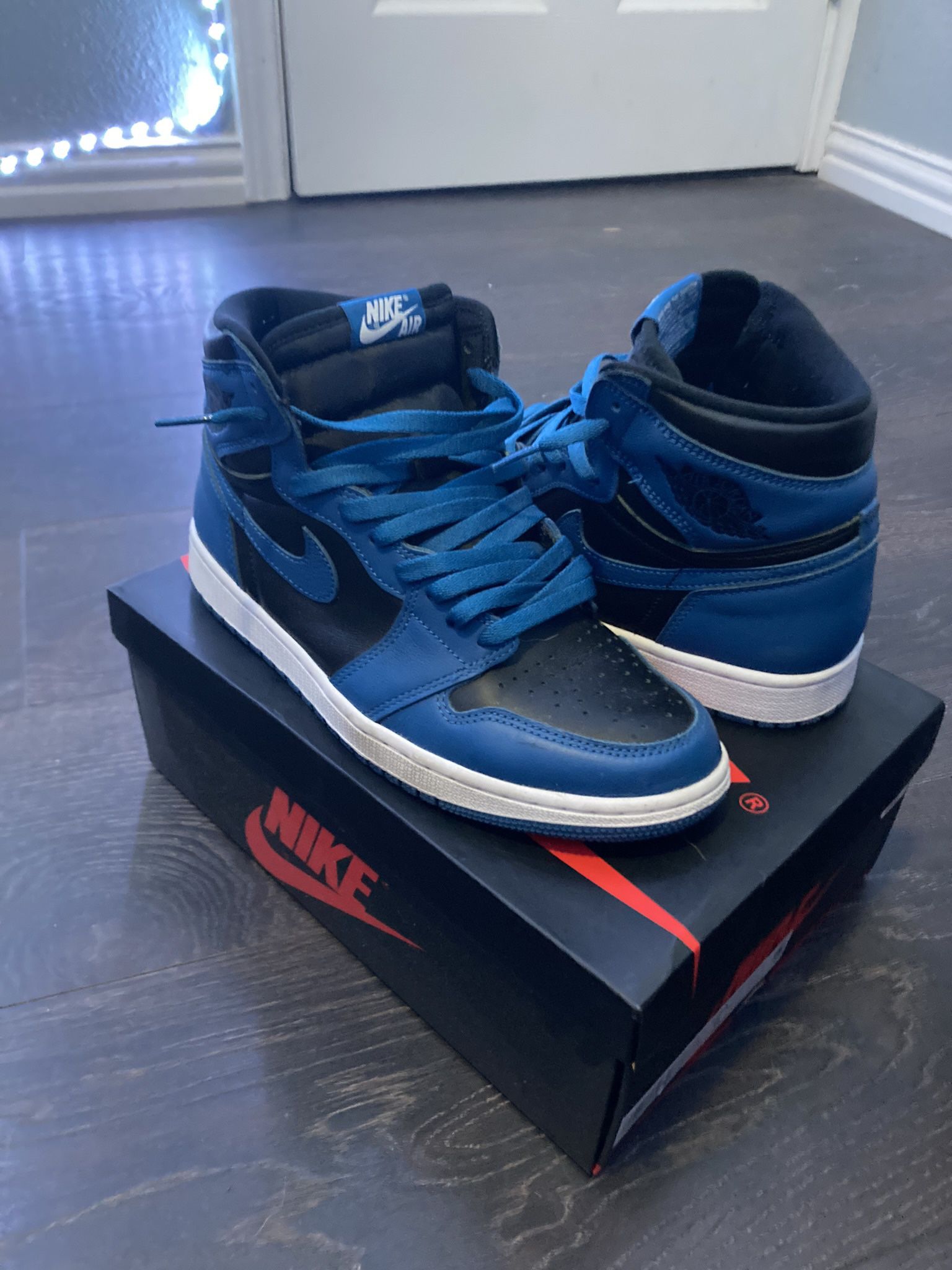 Nike Jordan 1’s Retro Blue