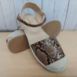 Size 7 Ladies Espadrilles!!! NEW 
