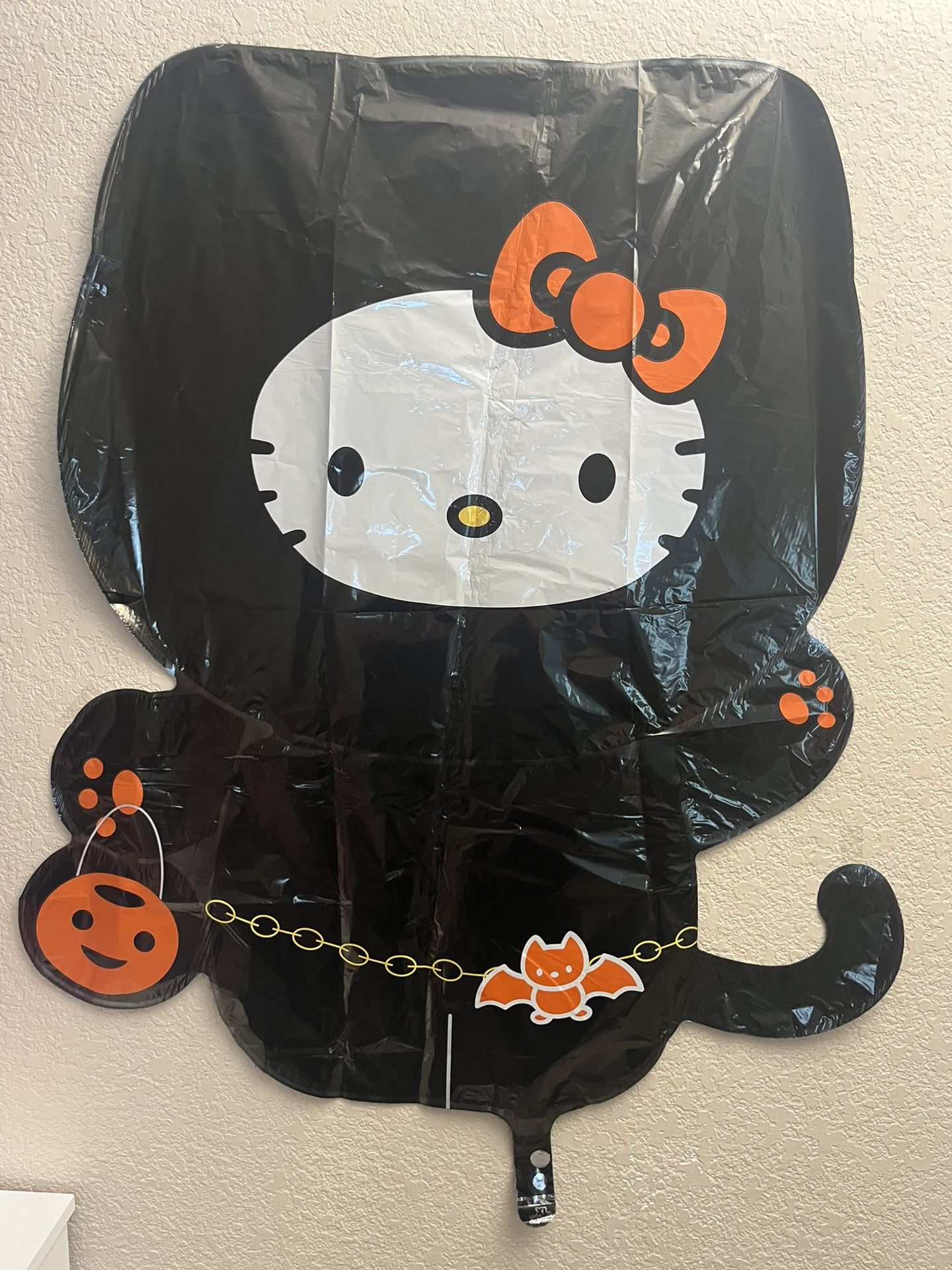 Hello Kitty Halloween Balloon