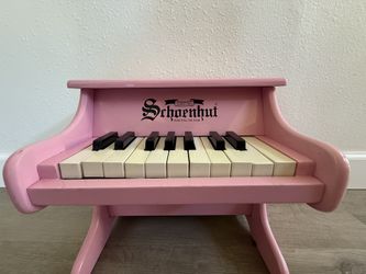 Vintage Schoenhut Pink Wooden Children's Piano 20 Keys