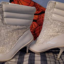 Baby Phat Ladies Boots 7.5m