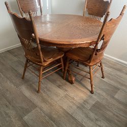 Wooden Dining Room Table 