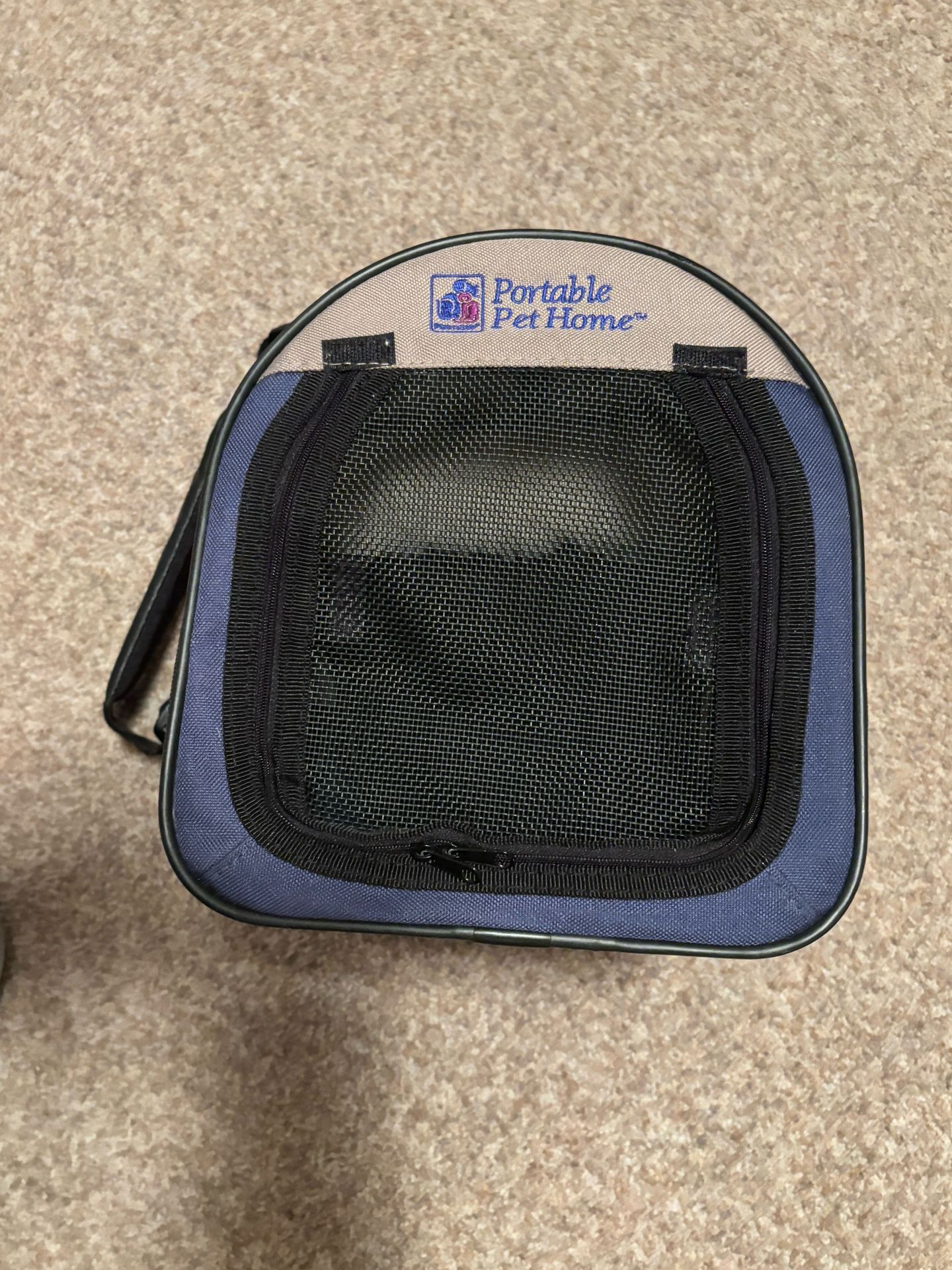 Pet mate portable Pet carrier