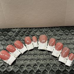 French Press On Nails 