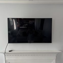 55” LG Smart TV