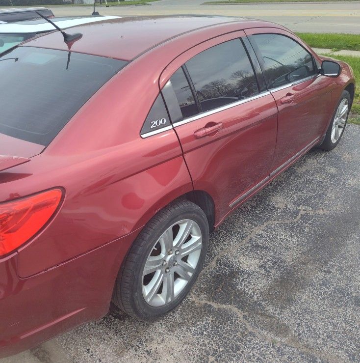 2011 Chrysler 200