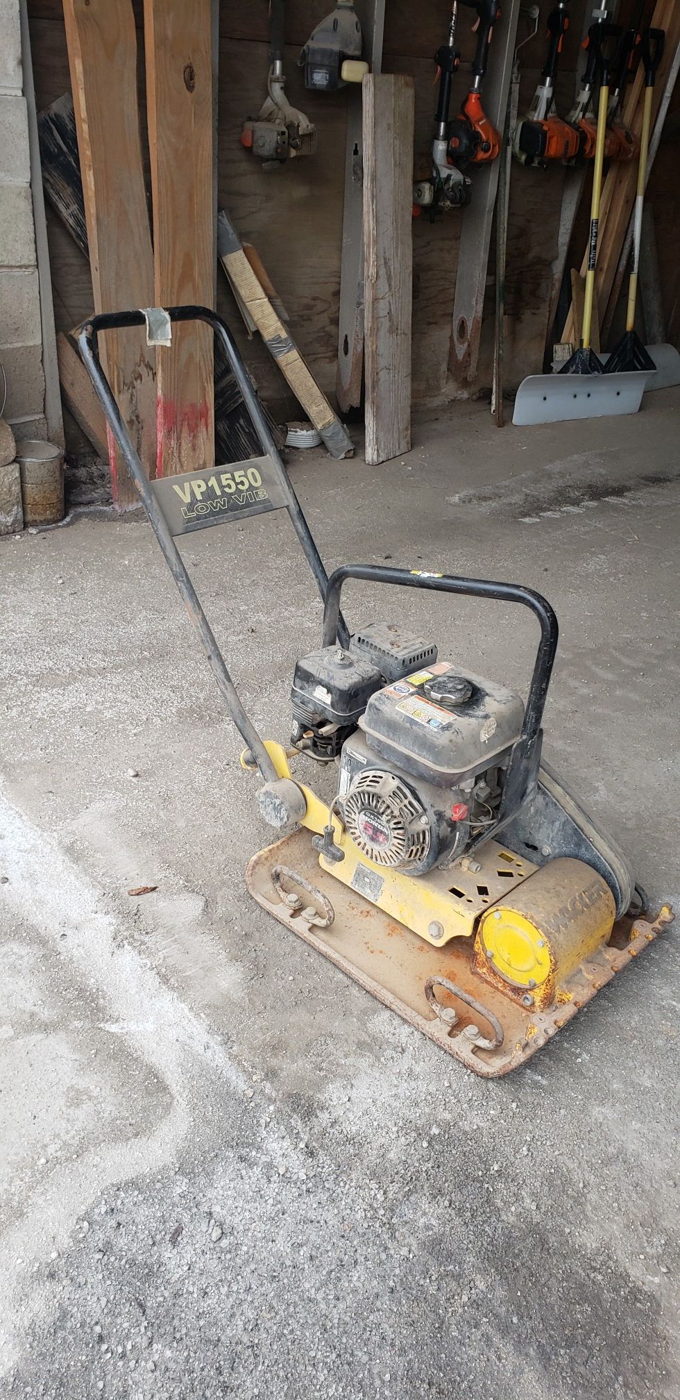 Wacker plate compactor