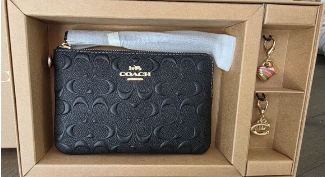 Coach Wallet/Pouch Wristlet 