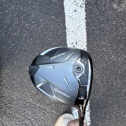 Taylormade Qi35 Driver
