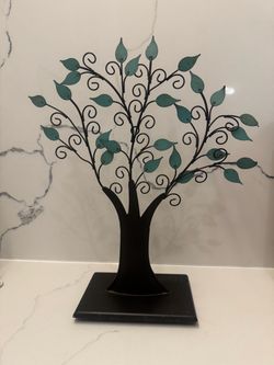 Metal Tree Stand