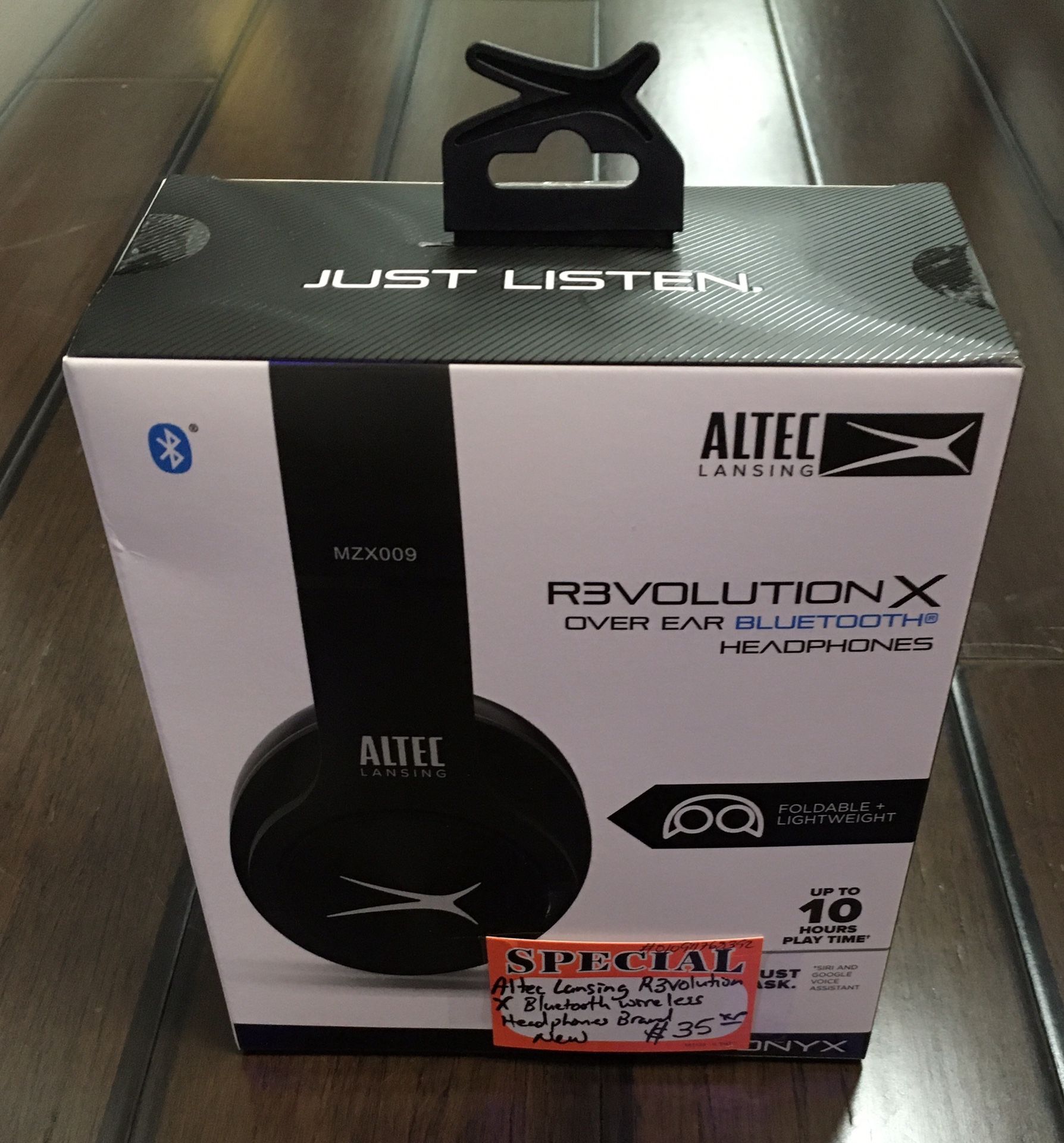 Altec Lansing R3volution X Bluetooth Wireless Headphones Brand New for Sale in Lindenhurst NY OfferUp