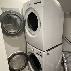 Full Size LG Washer & Dryer Set