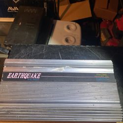 Old School Powerhouse Earthquake Amp PA-2300 for Sale in