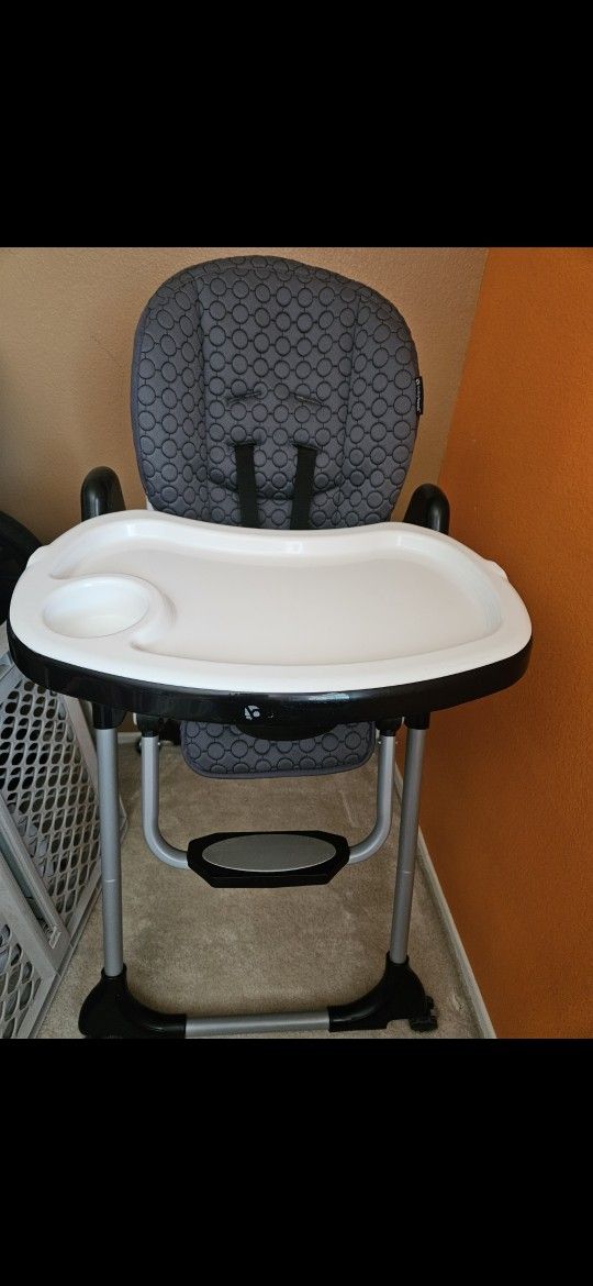 Baby Trend High Chair