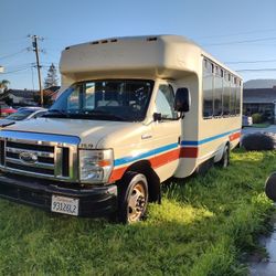 2011 Bus RV Hm Ford F-450
