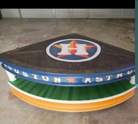 Astros table