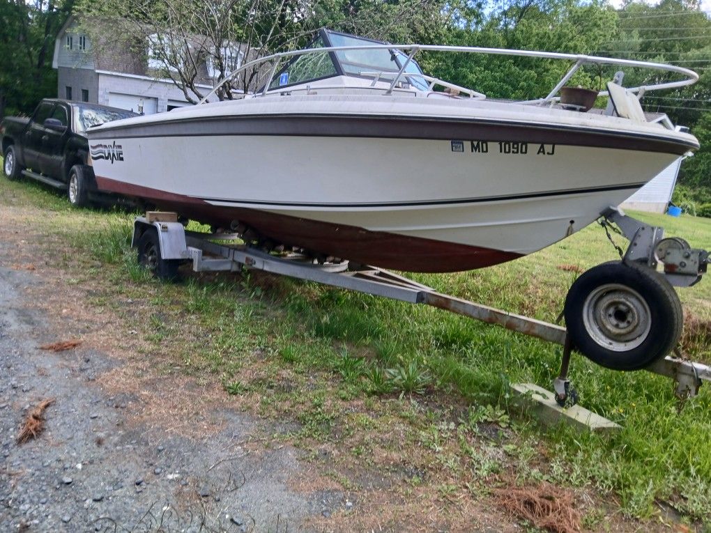 Dixie Boat