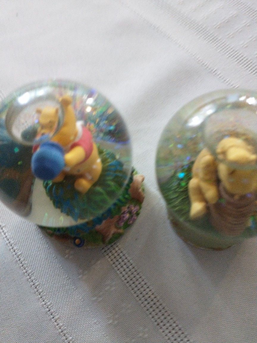 Snow globes