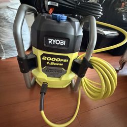 BRAND NEW PRESSURE WASHER