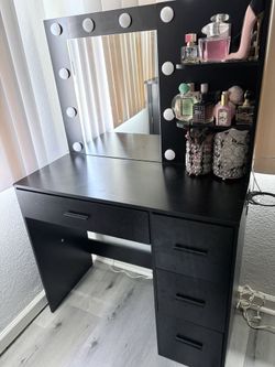 Makeup Vanity