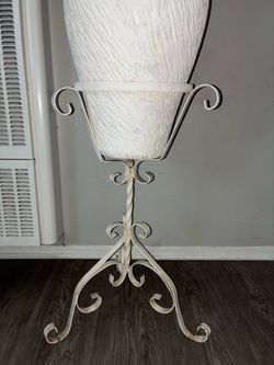 Plant stand
