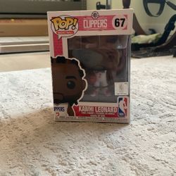 Kawhi Leonard Pop figure