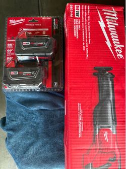 Sawzall M18 and 2 batteries