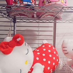 Hello Kitty Large Size Plushie With Blanket Throw
