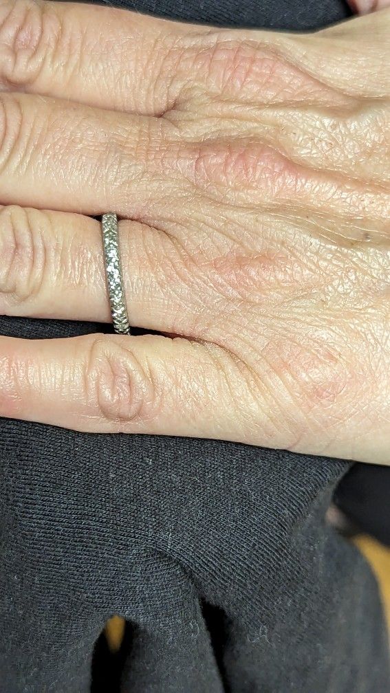 Infinity Diamond Wedding Ring