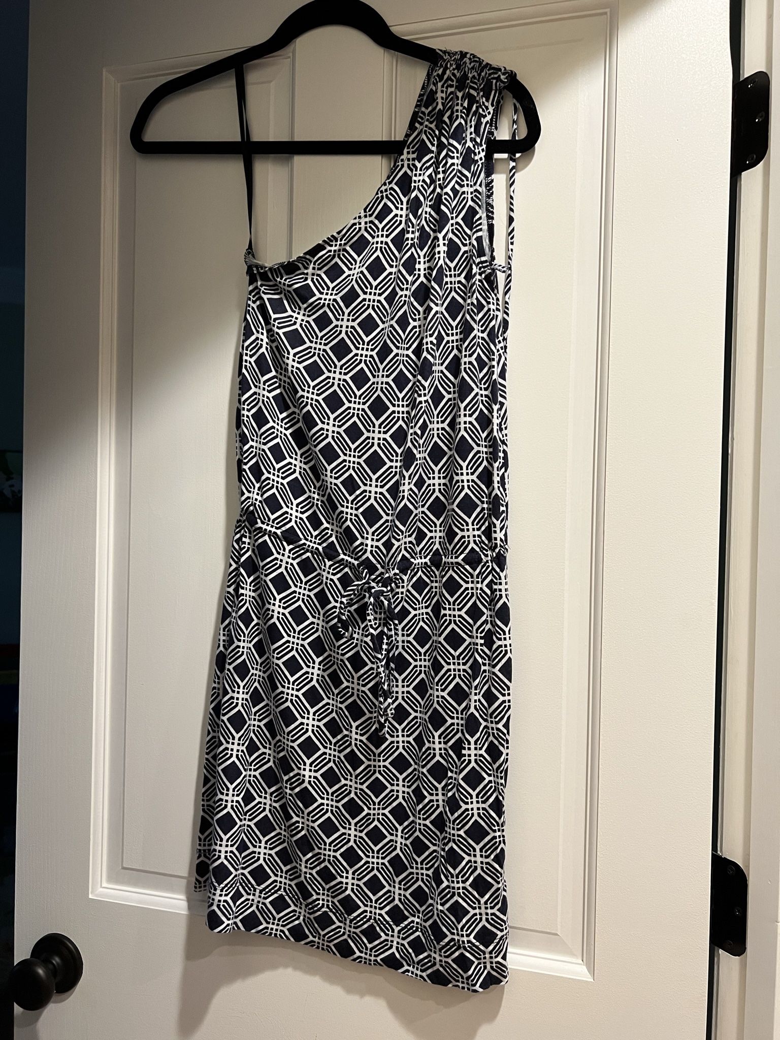 Banana Republic Off One Shoulder Dress, Size XS