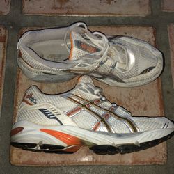 ASICS Gel 1100 Jogging Workout Shoes