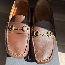Gucci loafer/driver   Gucci size9.5/US size 11.5  Original box and reciept included 